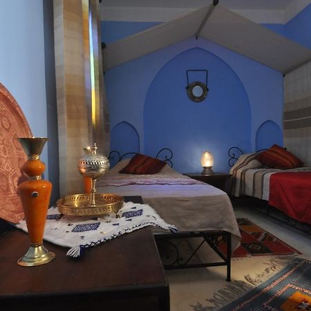 Riad La Famille Marrakesh Exterior foto