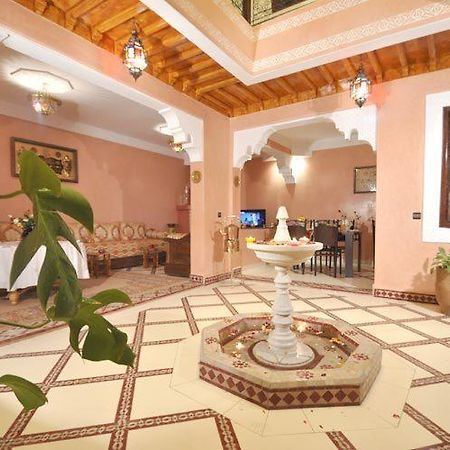 Riad La Famille Marrakesh Exterior foto