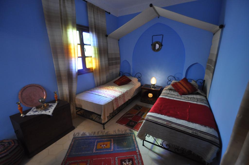 Riad La Famille Marrakesh Habitación foto