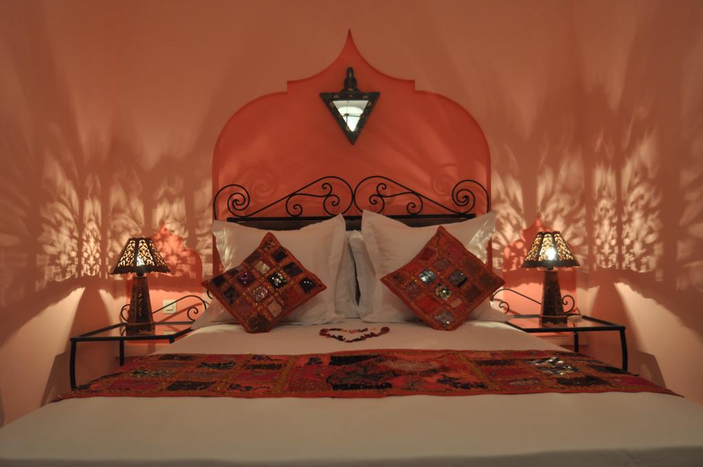 Riad La Famille Marrakesh Exterior foto